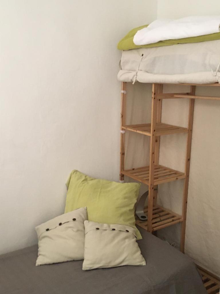 Appart Sympa Dans Le Vieux Ним Экстерьер фото